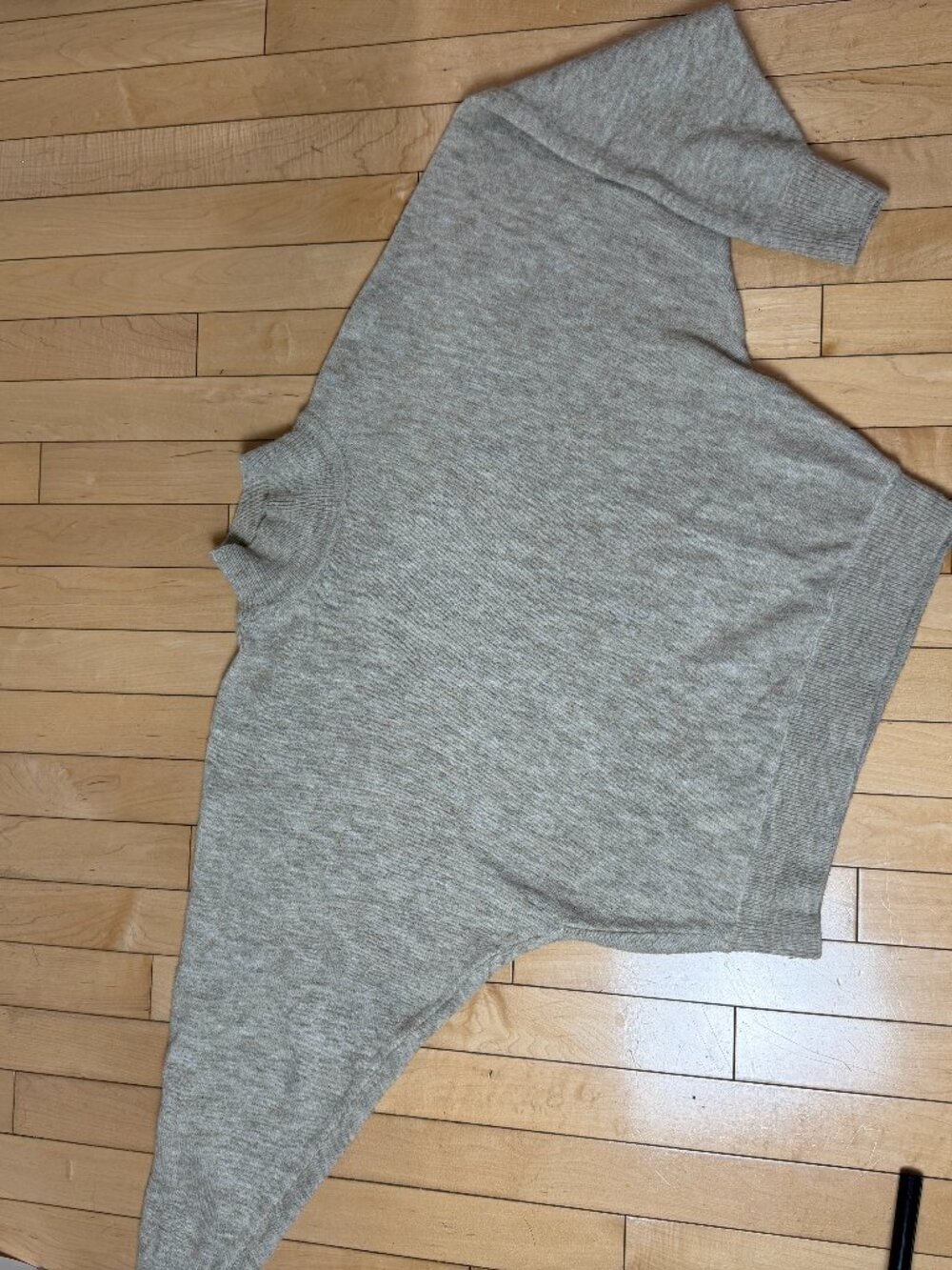 H&M Mock Neck Oatmeal Tan Bat Wing Sweater Neutral Size Small - Picture 2 of 11